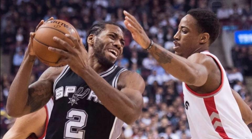 Spurs troca Kawhi Leonard por DeMar DeRozan com o Raptors na NBA
