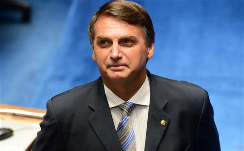 Advogado pede que TSE barre candidatura de Bolsonaro