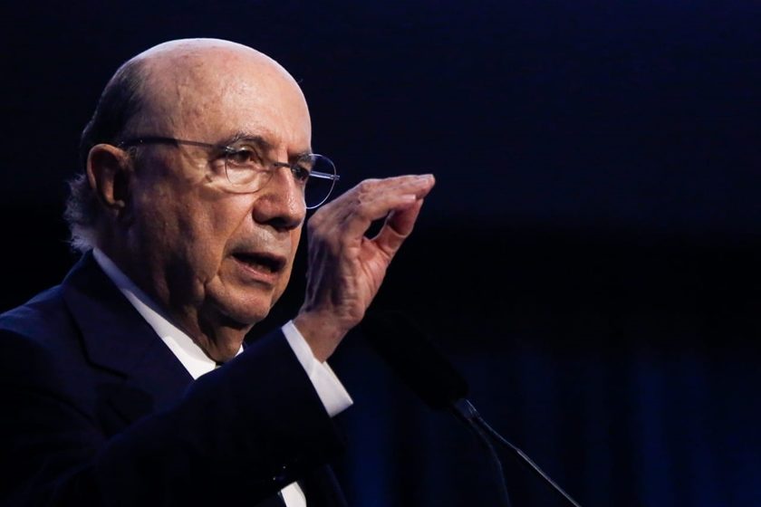 Presidente demagógico e messiânico não resolverá problemas, diz Meirelles