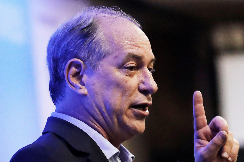 Ciro Gomes critica PT por tentar criar comoção a Haddad