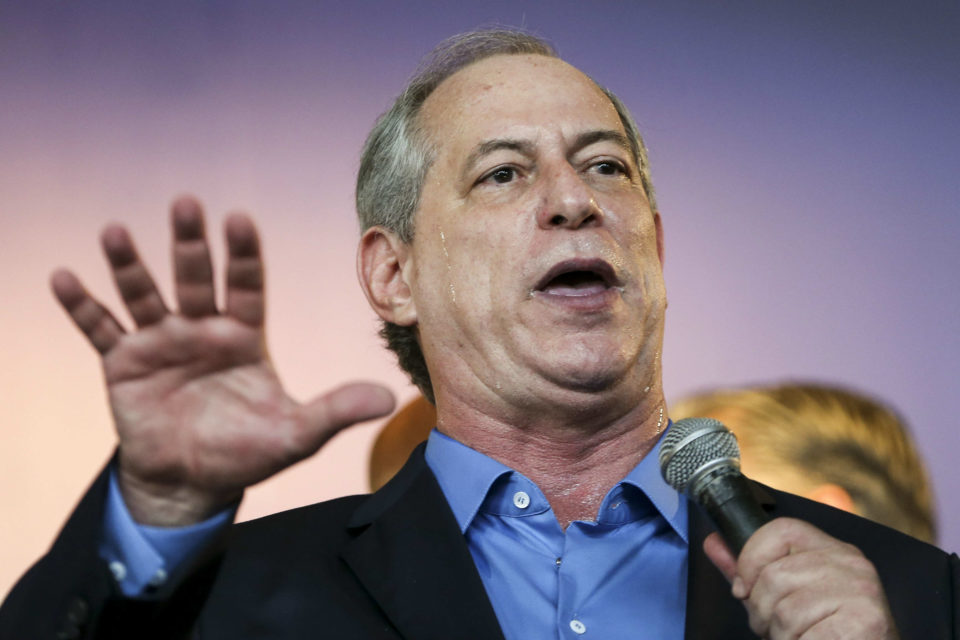 Ciro Gomes diz que PT e PSB degolam candidaturas por ‘acordão’