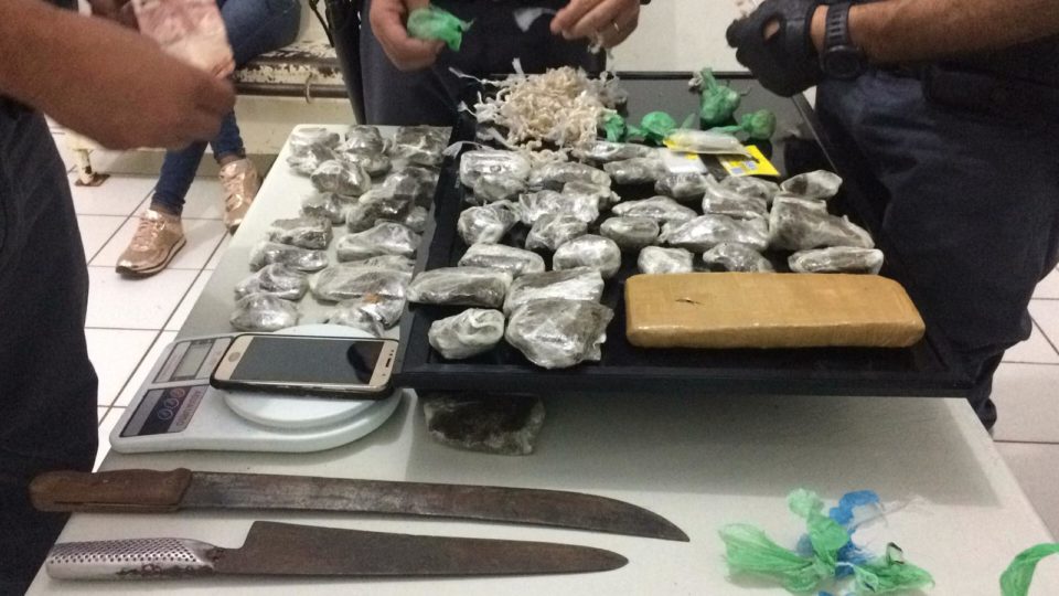 Estudante é preso com 2 kg de maconha e mil porções de crack