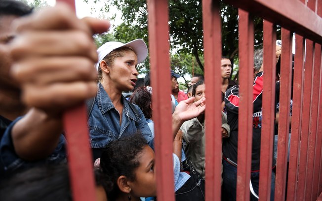 Juiz suspende entrada de venezuelanos no Brasil