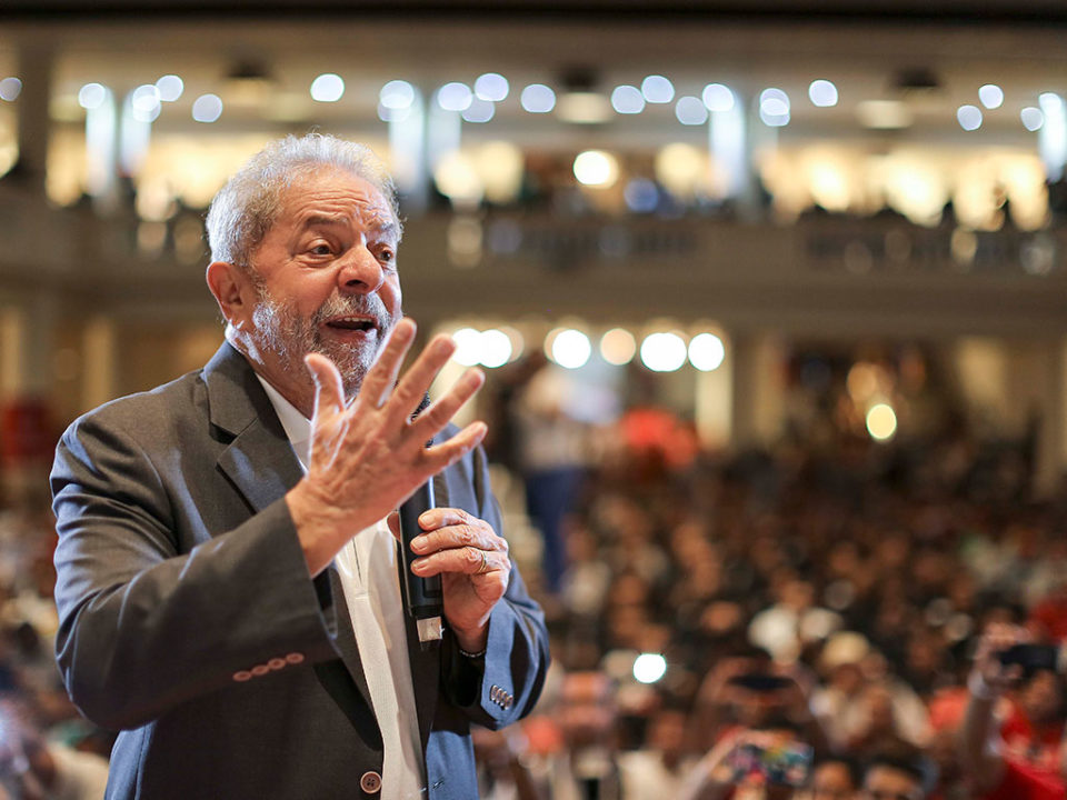 Lula lidera pesquisa em São Paulo, com 21,8%