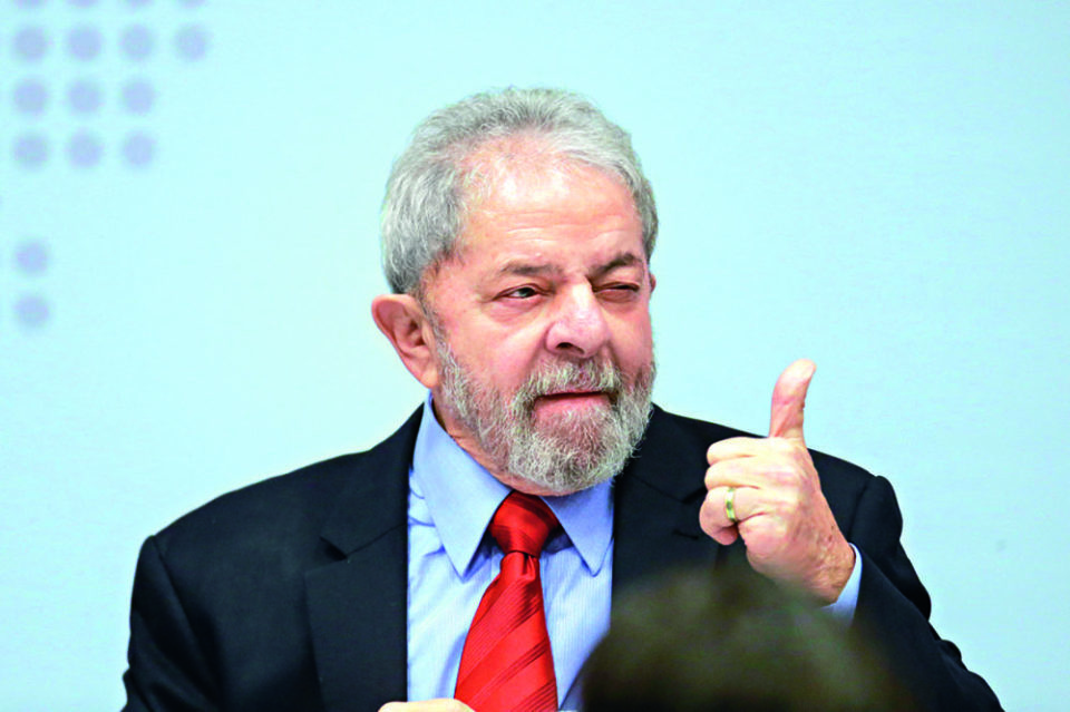 Com aval de Lula, PT assume risco e adia escolha de vice