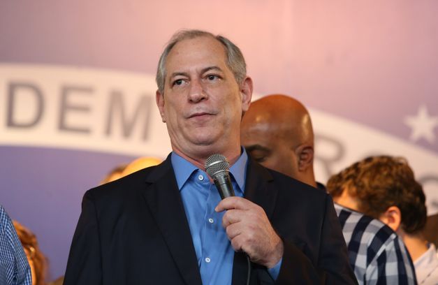 Ciro propõe nova reforma trabalhista e diverge com Bolsonaro