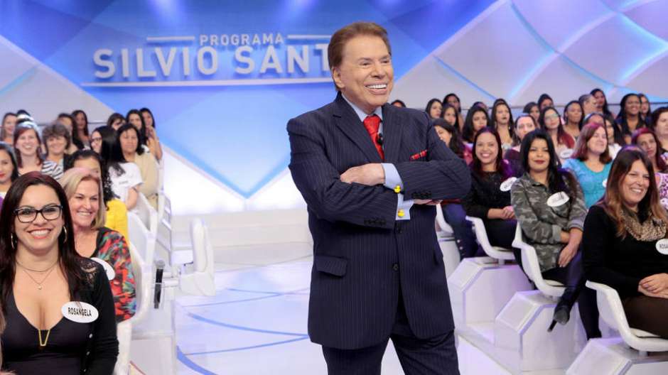 ‘Nada dura para sempre’, diz Silvio Santos ao ver auditório vazio