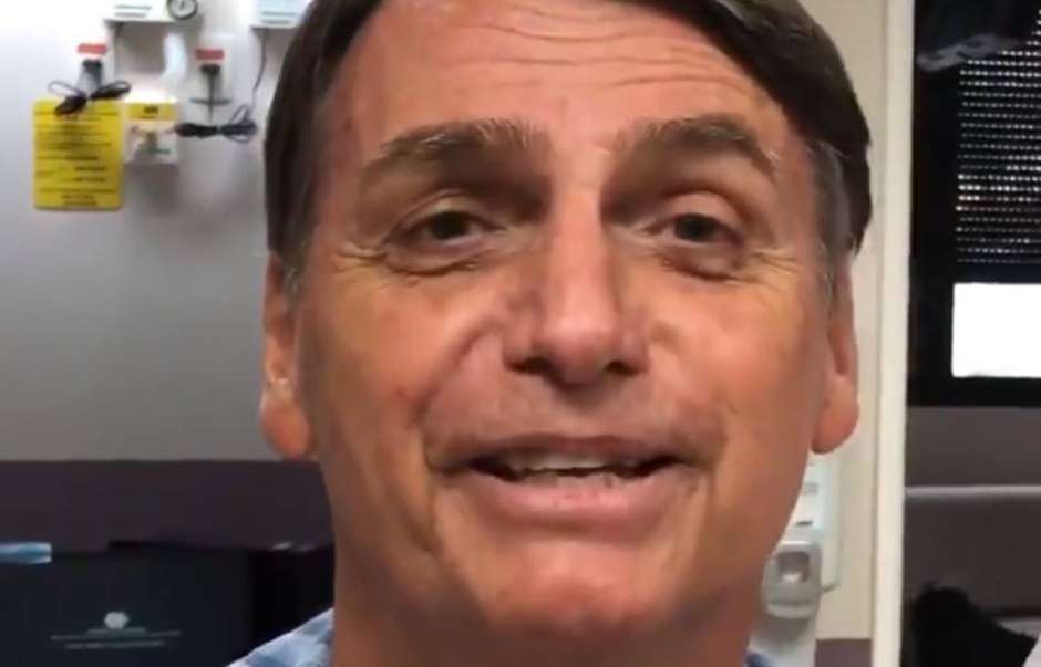 Em novo vídeo, Bolsonaro diz que deve ter alta até o final do mês