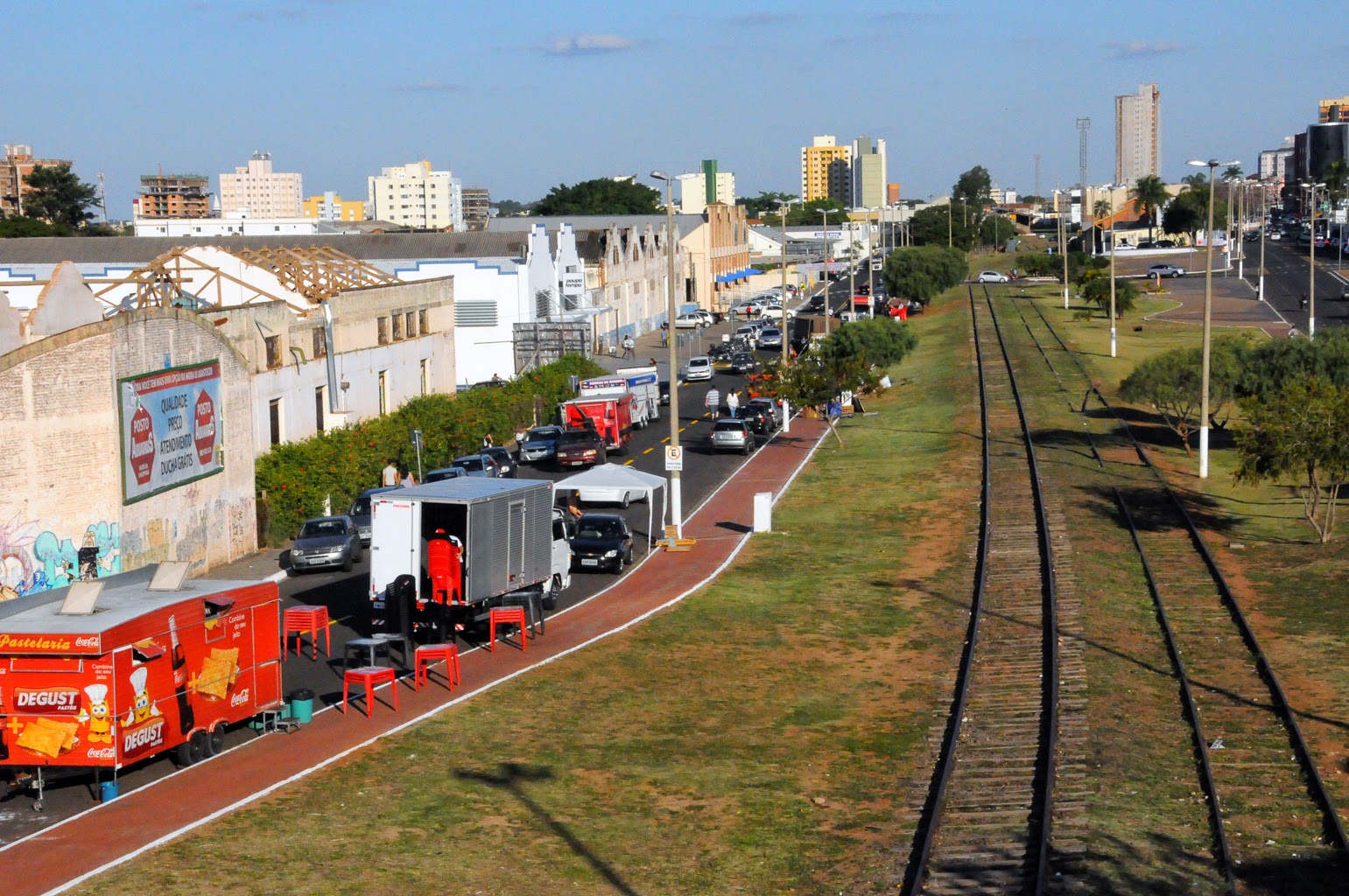 Cultura leva Noite do Samba & Seresta à Feira Noturna Pôr do Sol