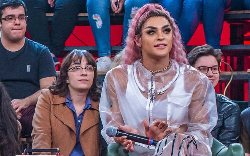 Pabllo Vittar relembra bullying na escola: ‘Me bateram, foi horroroso’