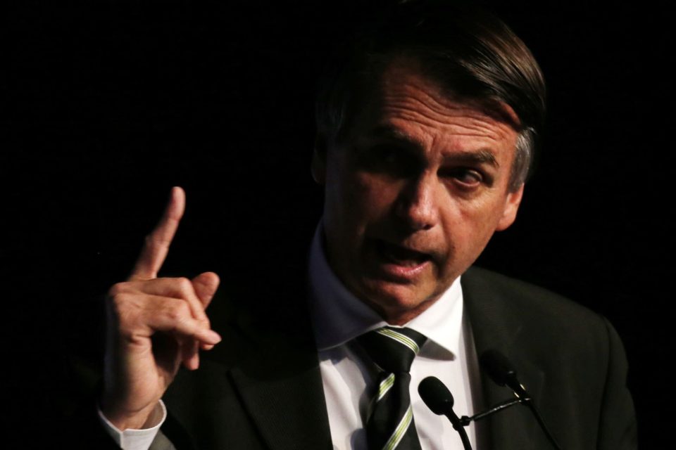 Bolsonaro diz que apresentará reforma da Previdência no ano que vem