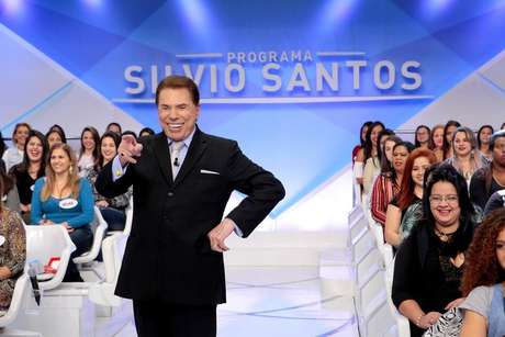 ‘Quero as minhas cinzas jogadas no auditório do Ratinho’, diz Silvio Santos