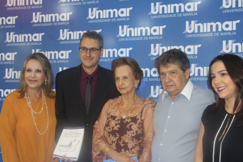 Curso de odontologia completa 40 anos na Unimar