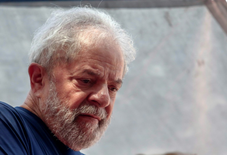 Material de campanha com Lula candidato nas eleições 2018 é apreendido