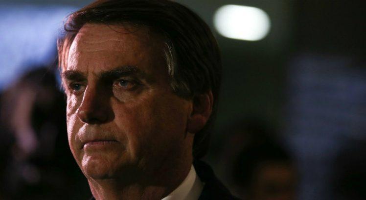 PT tenta vincular Jair Bolsonaro a Michel Temer