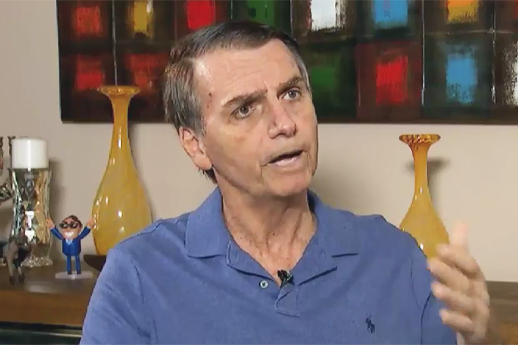 Em entrevista, Bolsonaro elogia delação de Palocci