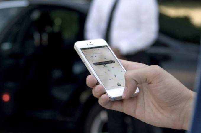 Uber ganha recurso de chamadas gratuitas entre motoristas e passageiros