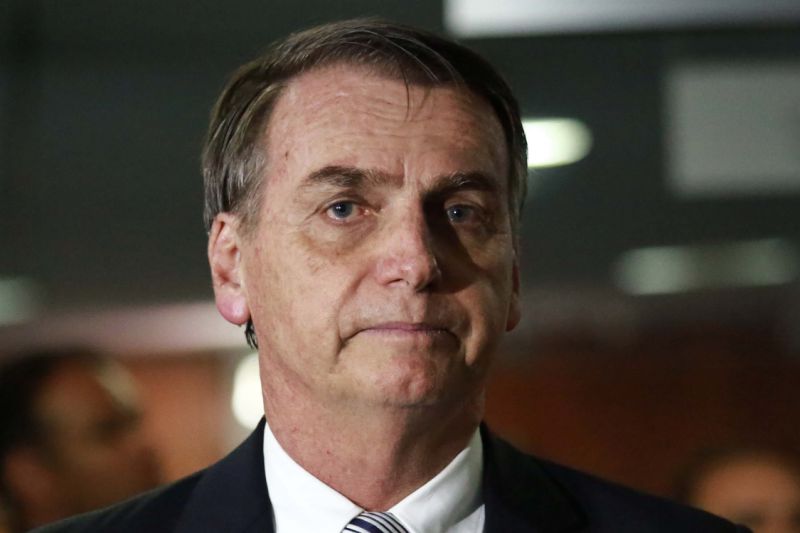 Bolsonaro sofre ameaças de morte em vídeos na internet