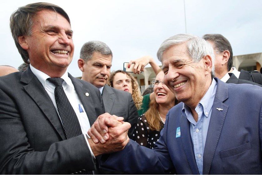 Bolsonaro quer general em núcleo duro do Planalto