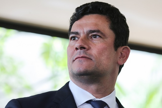 Sergio Moro pede exoneração do cargo de juiz