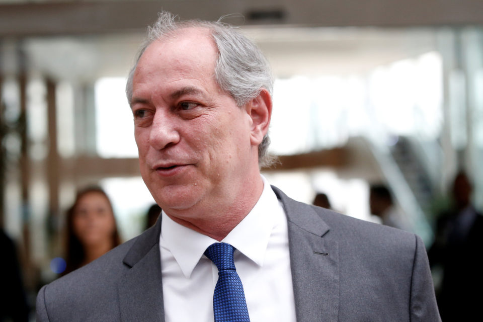 Ciro diz a rádio que PT é responsável por eleição de Bolsonaro