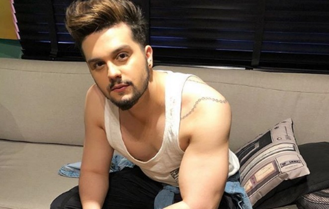 Luan Santana revela que já ficou com Anitta e Bruna Marquezine