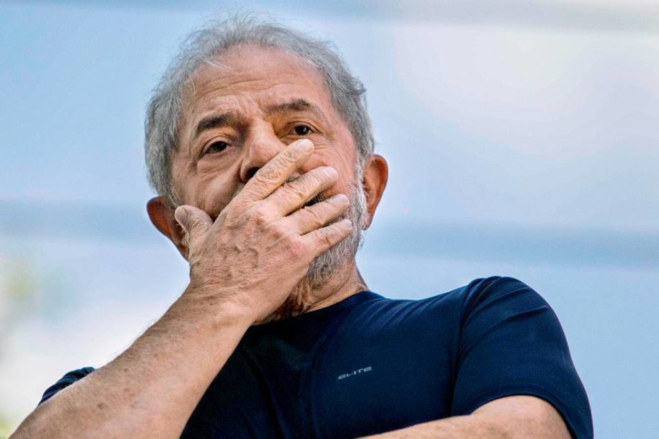 Tensão marca primeiro depoimento de Lula sobre sítio