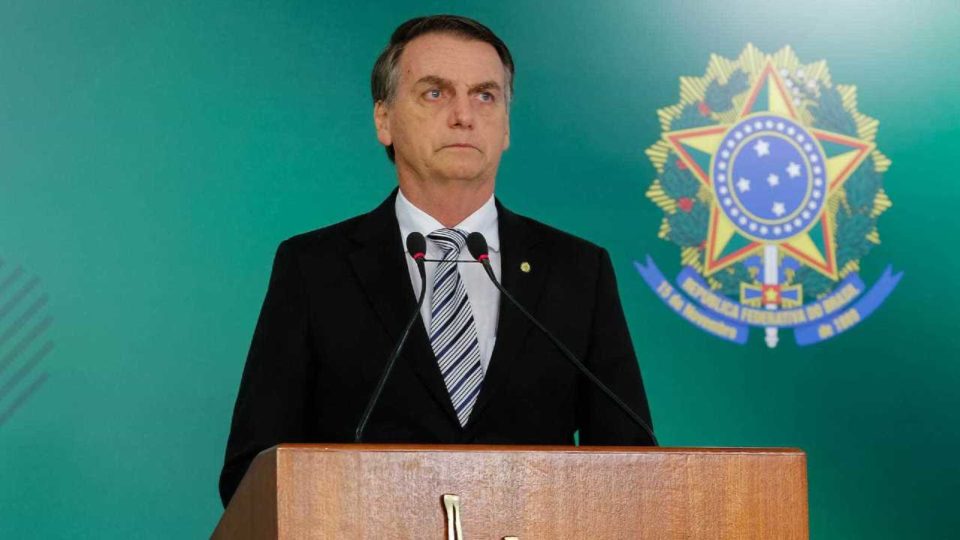 País deixará de ser ‘fonte de renda’ de ditaduras, diz Bolsonaro