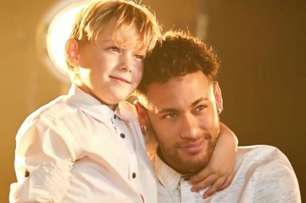 Filho de Neymar afirma: ‘Quero ser youtuber’