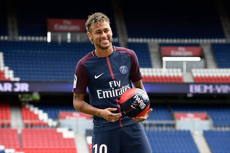 Bônus por ética rende nova polêmica a Neymar no Paris Saint-Germain