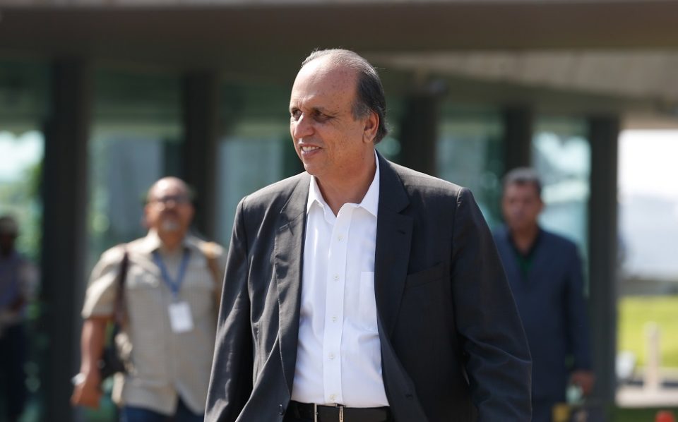 Pezão chega à sede da PF no Rio