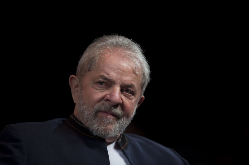 Lula acusa Moro de perda de imparcialidade e pede liberdade ao STF