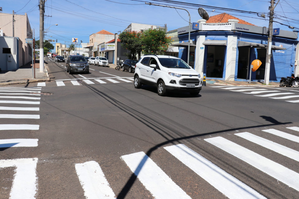 Emdurb implanta sentido único em três ruas de Marília