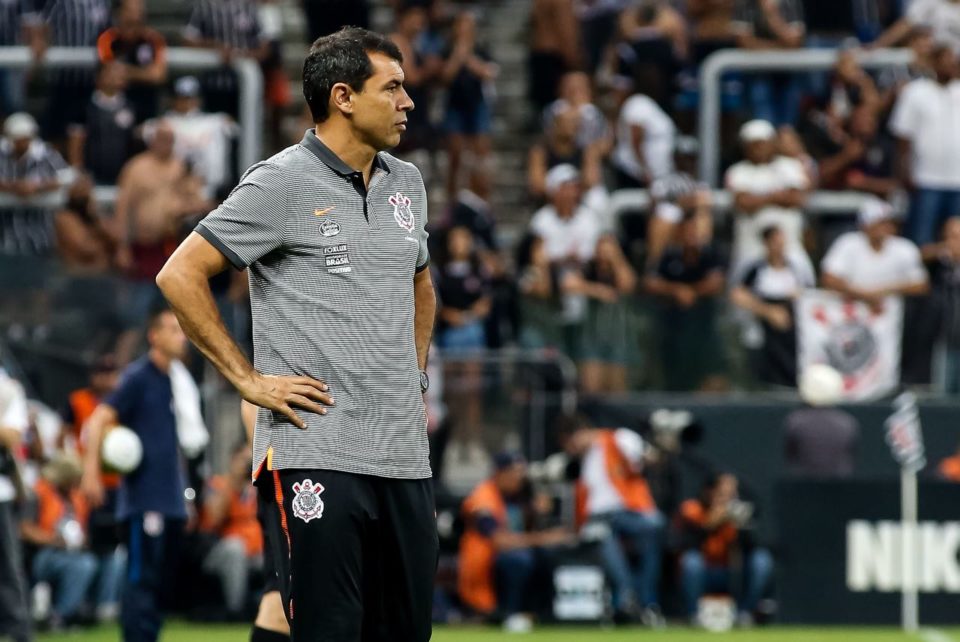 Corinthians negocia com sites de apostas para patrocínio master em 2019