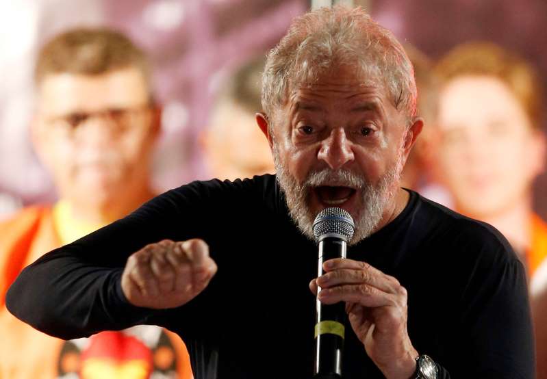 Bolsonaro só venceu porque não disputou comigo, diz Lula