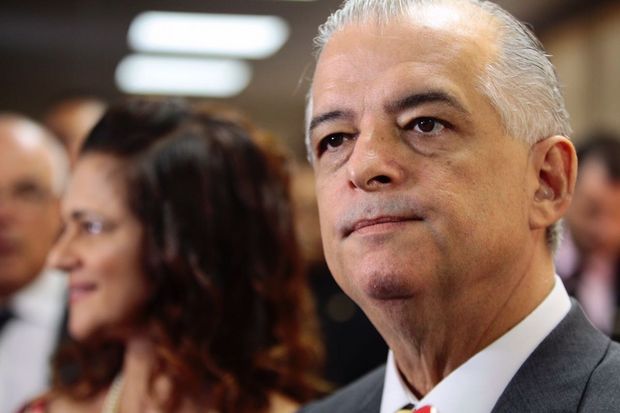 Governador deixa cargo sem cumprir promessas para Marília