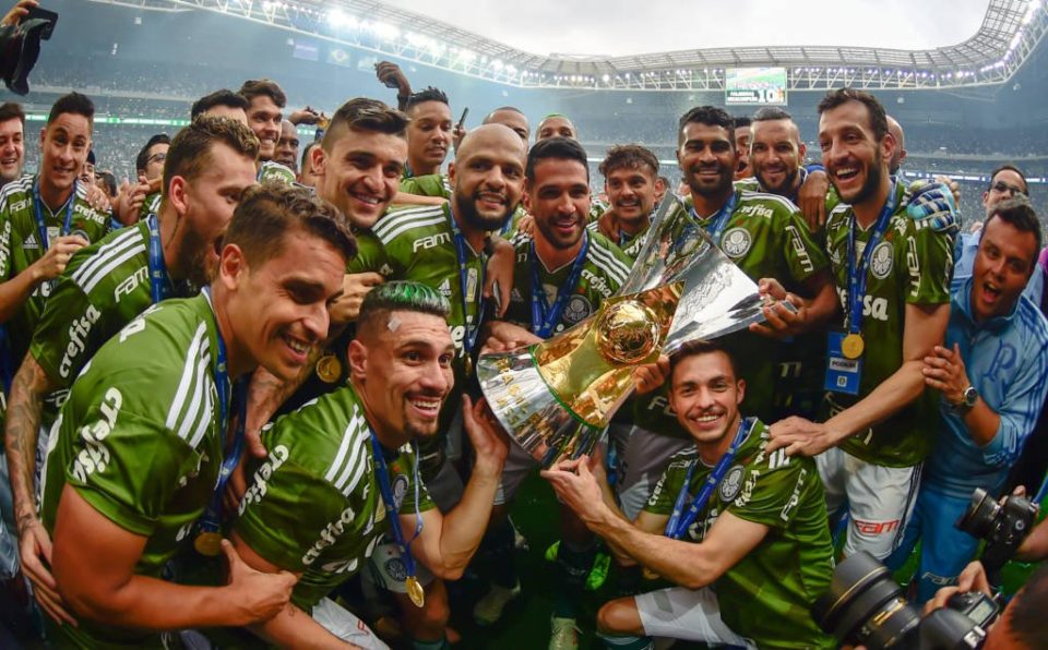 Após título brasileiro, Palmeiras se isola na liderança do ranking da CBF