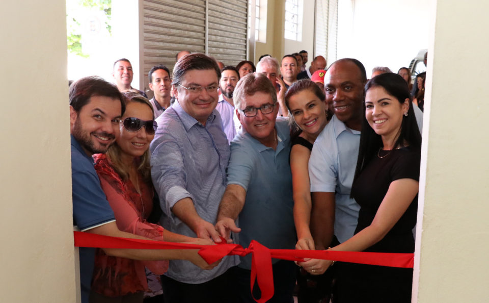 Prefeito Daniel Alonso inaugura novo Serviço de Transportes da Saúde