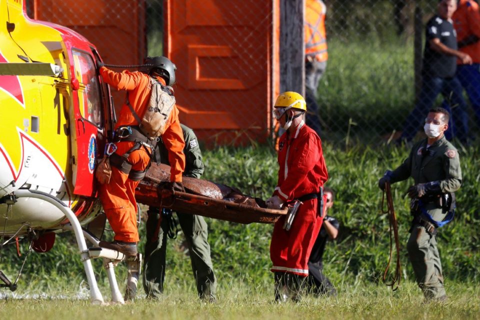 Sobe para 60 número de mortos em tragédia de Brumadinho