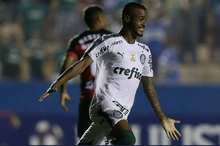Palmeiras bate o Oeste e chega à terceira vitória seguida no Paulista