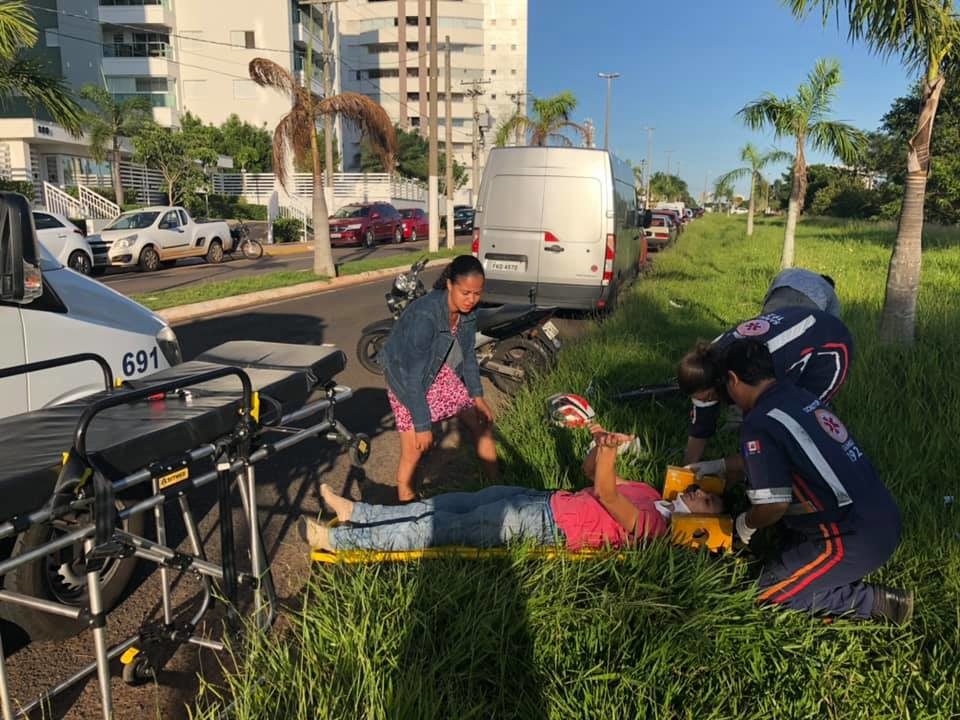 Motociclista sofre acidente na zona Leste de Marília