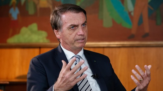 Bolsonaro critica auxílio-reclusão e promete rever regras