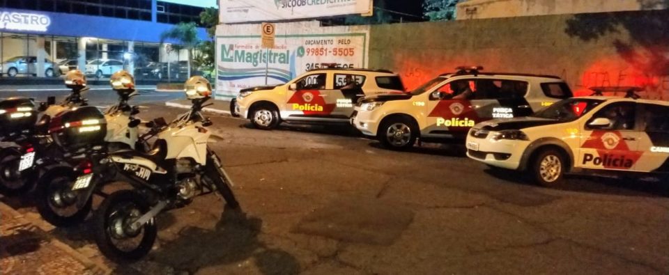 Homem é preso com drogas em baile funk na Avenida Rio Branco