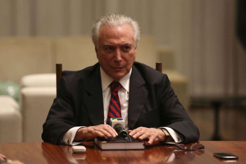 Temer pede que inquérito sobre suposta propina fique na Justiça Eleitoral