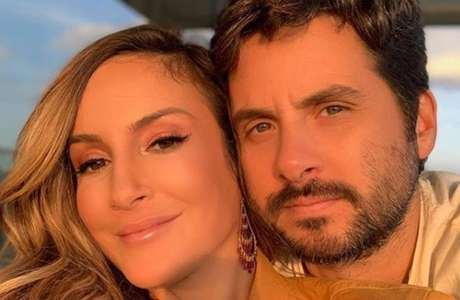 Claudia Leitte anuncia terceira gravidez: ‘Bela está vindo aí!’