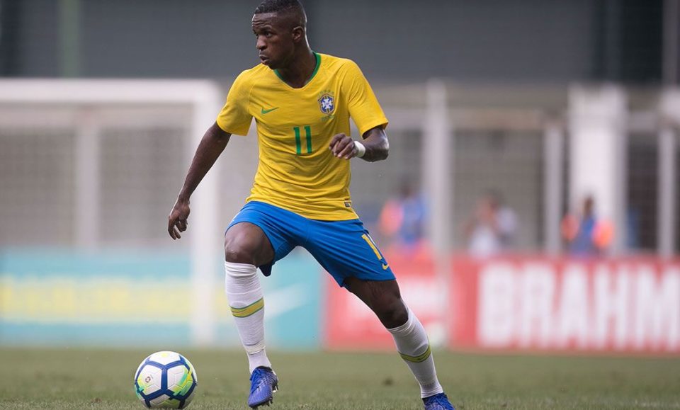Tite convoca seleção com Vinicius Junior e Daniel Alves para amistosos