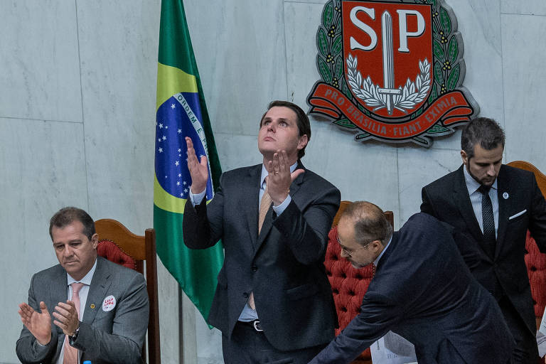 PSDB refaz aliança com PT para reeleger Cauê Macris na Alesp