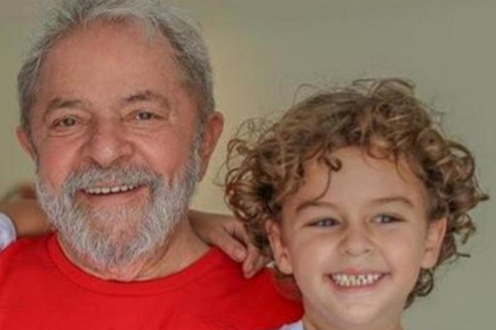 Lula pede à Justiça para ir ao enterro do neto