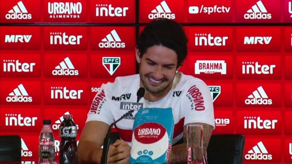 Apresentado, Pato diz que sua escolha pelo São Paulo foi ‘por amor’