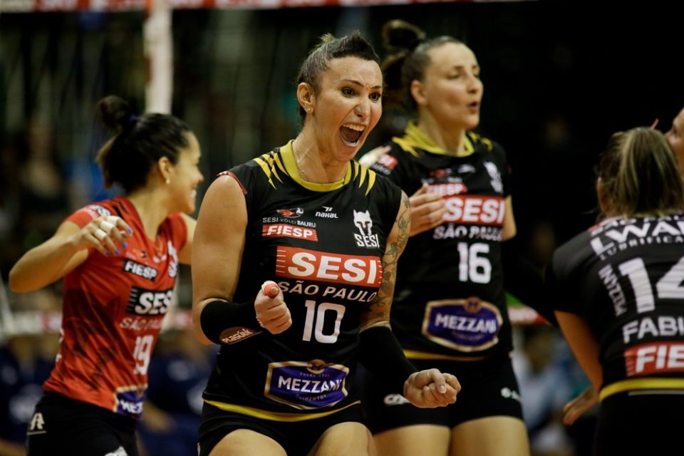 Bernardinho se envolve em polêmica com jogadora transexual